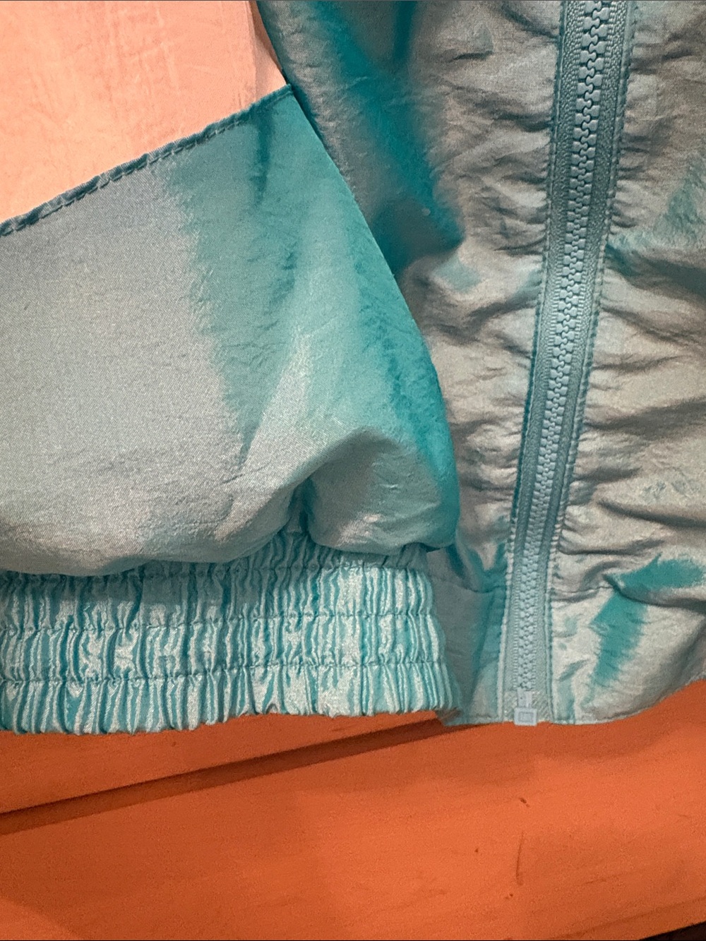 Vintage 1980’s women’s windbreaker jacket by “Colin” shoulder pads - Picture 7 of 9